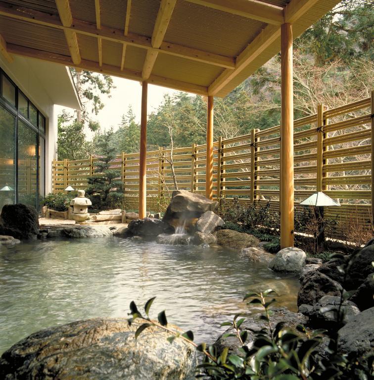 Royal Hotel Yamanaka Onsen Kajikaso كجا المظهر الخارجي الصورة