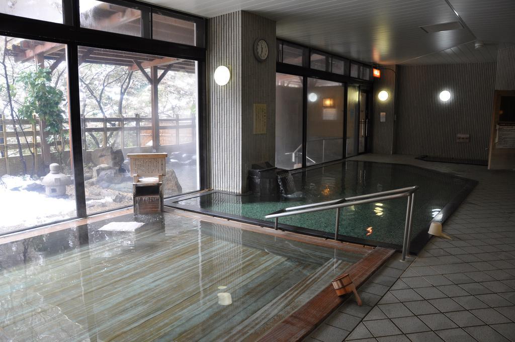 Royal Hotel Yamanaka Onsen Kajikaso كجا المظهر الخارجي الصورة